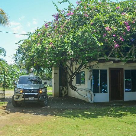 Chalet Castillo El Estor 외부 사진