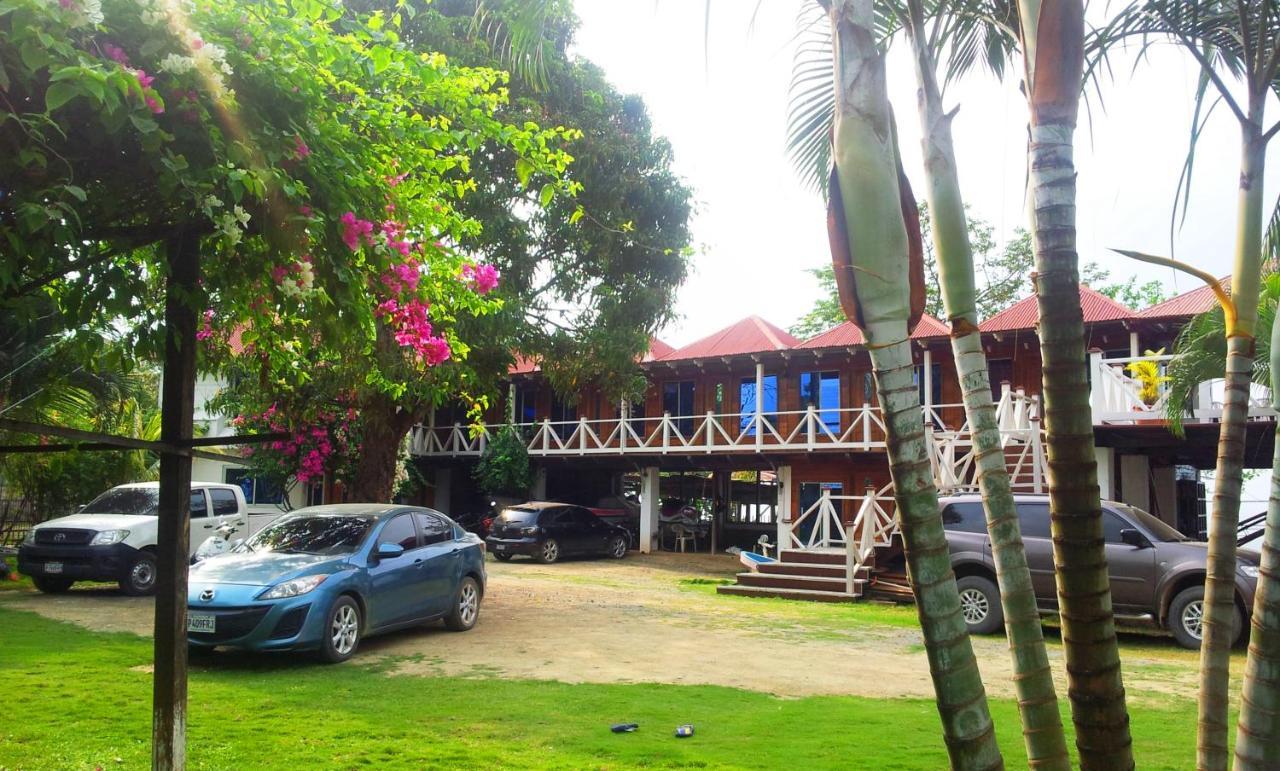 Chalet Castillo El Estor 외부 사진