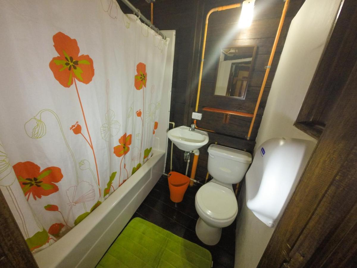 Chalet Castillo El Estor 외부 사진