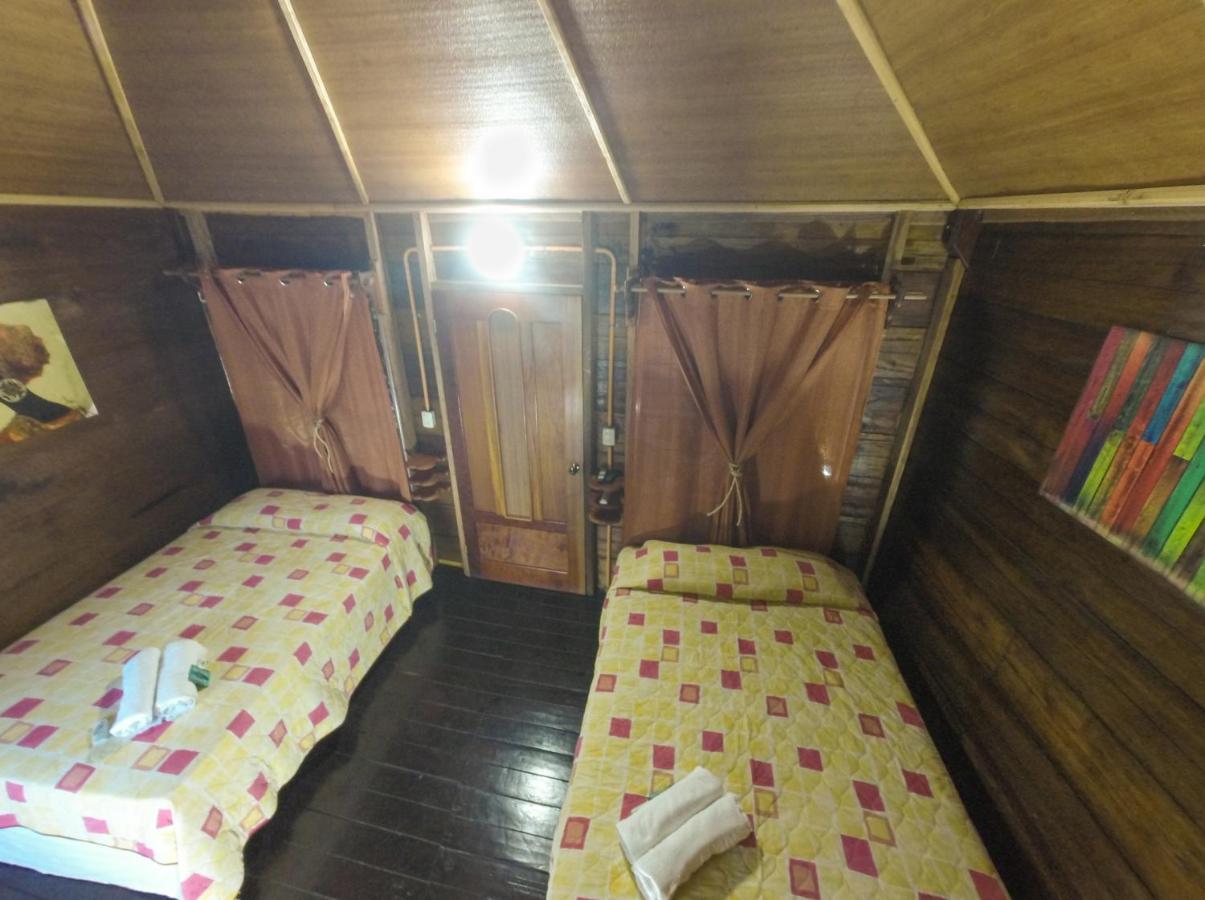 Chalet Castillo El Estor 외부 사진