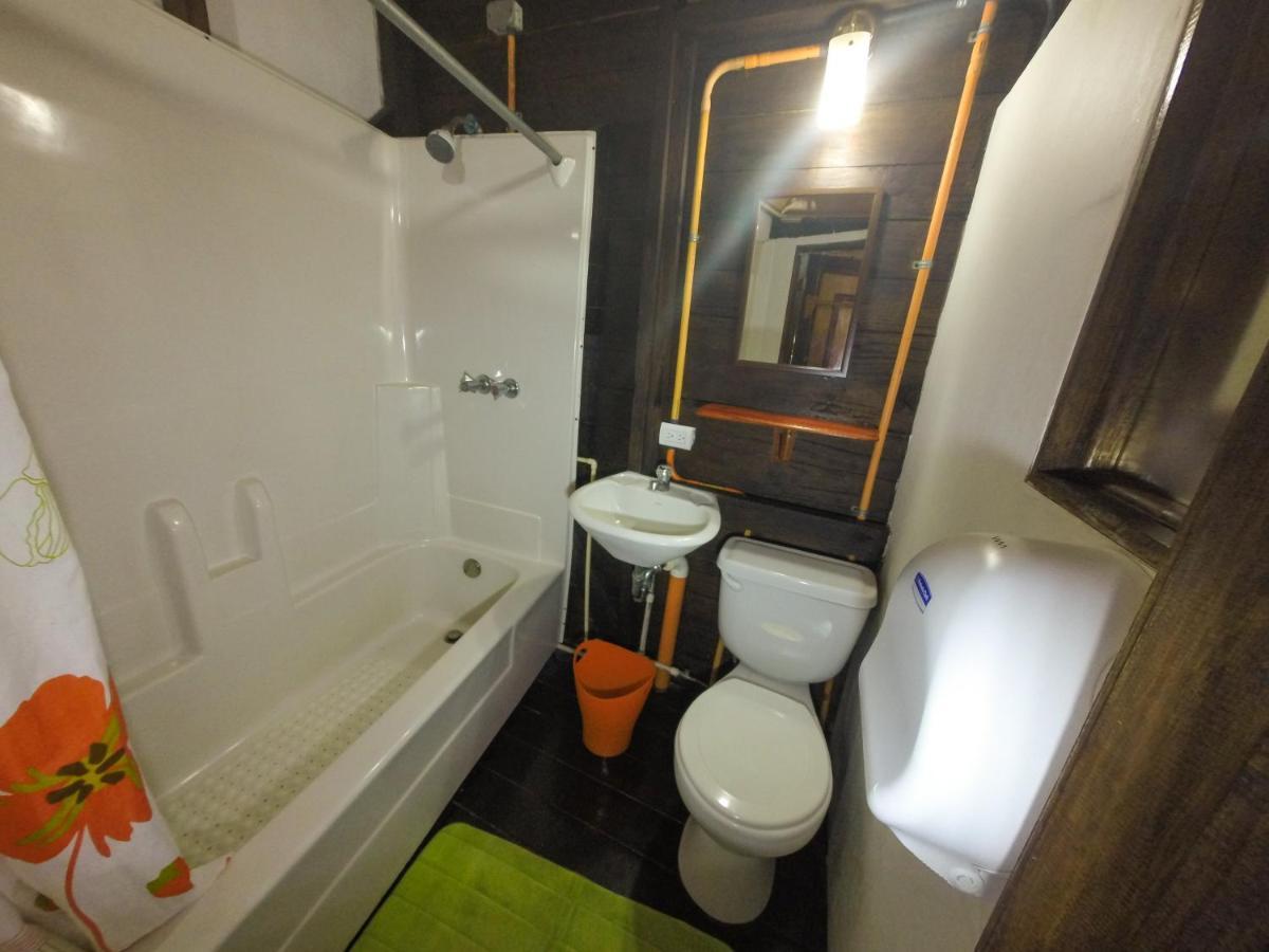 Chalet Castillo El Estor 외부 사진