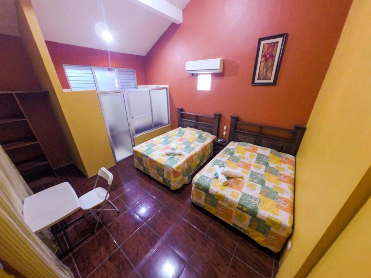Chalet Castillo El Estor 외부 사진